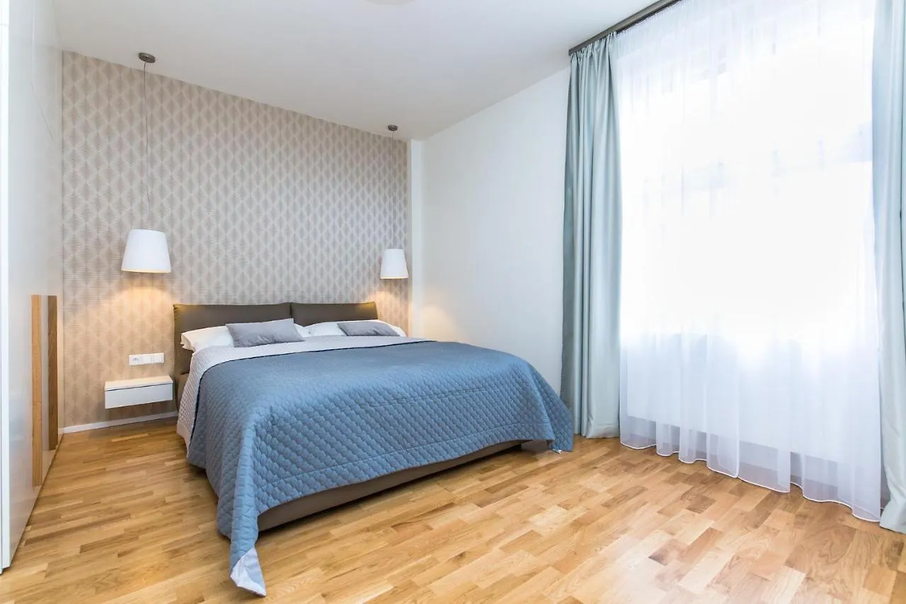 Unique Old Town Apartments At Palace Dlouha Prague