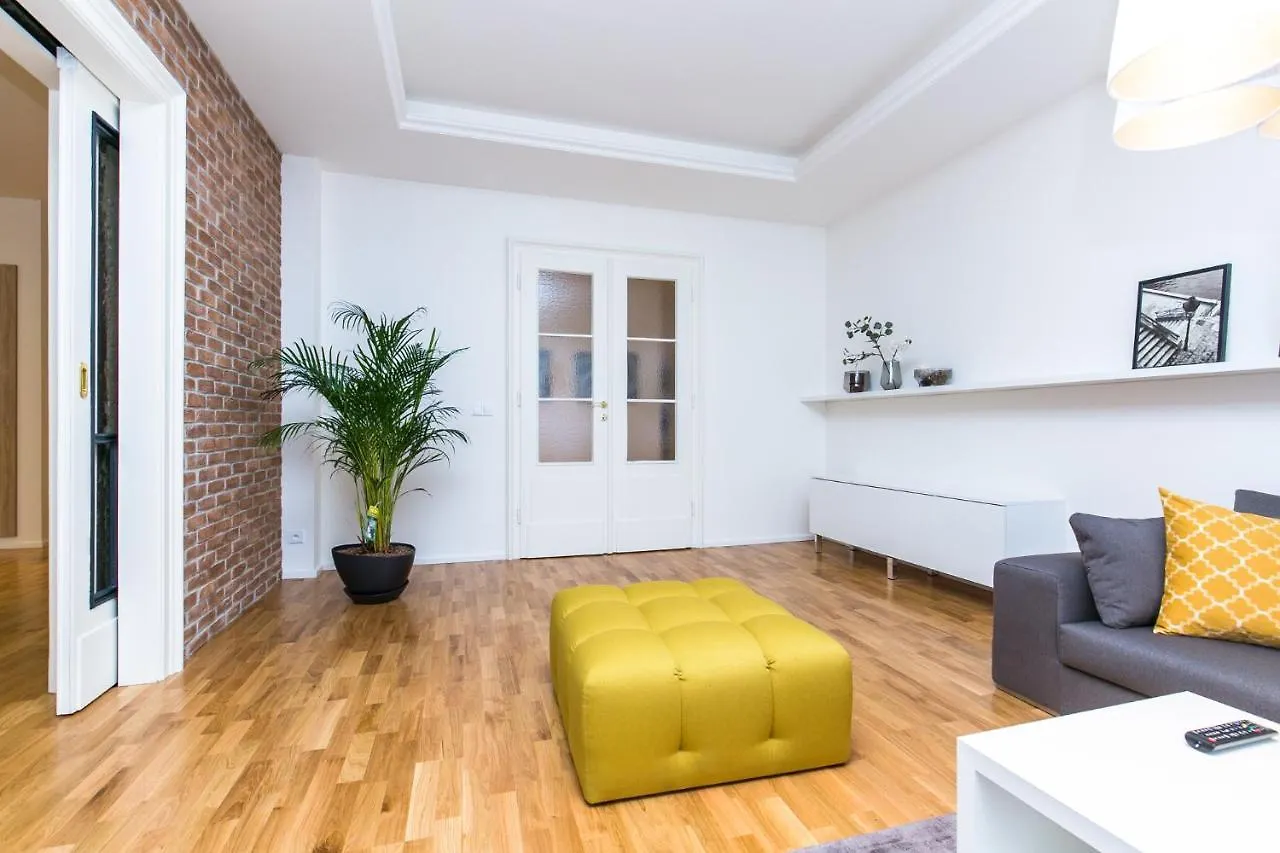 Unique Old Town Apartments At Palace Dlouha 프라하